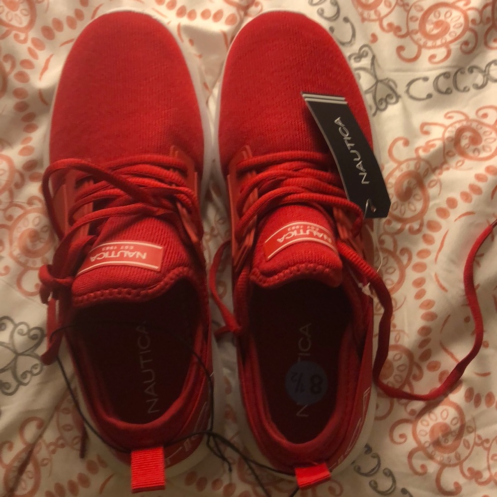 Shoes - Picture 2 of 7